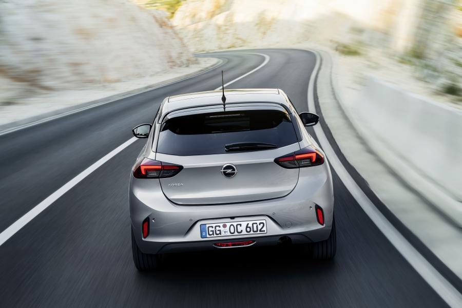 Opel Corsa (F) 2019 года  (фото 15 из 35)
